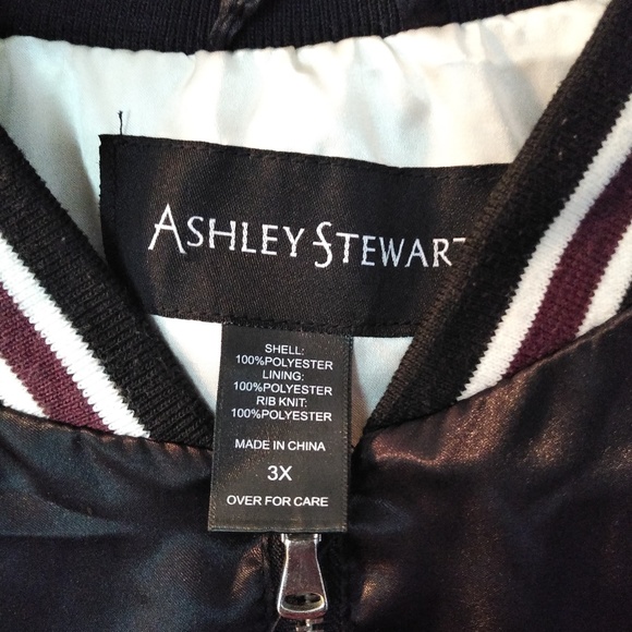 Bomber Jacket - Picture 3 of 4